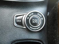 SUZUKI SX4 S CROSS SCHWARZ