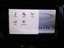 OPEL ADAM GELB