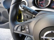 OPEL ADAM GELB