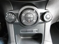 FORD FIESTA SILBER 8000