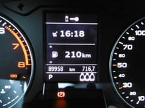 AUDI Q2 1,4 TFSI GRAU