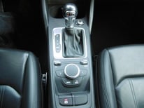 AUDI Q2 1,4 TFSI GRAU