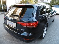 AUDI A4 DUNKEL BLAU