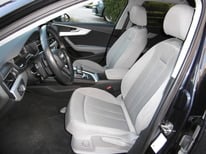 AUDI A4 DUNKEL BLAU