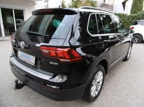 VW TIGUAN NEU SCHWARZ 5414