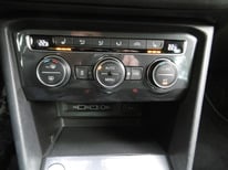 VW TIGUAN NEU SCHWARZ 5414