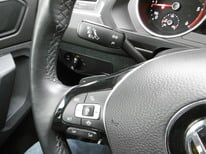 VW TIGUAN NEU SCHWARZ 5414