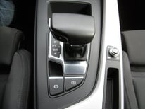 AUDI A4 2019 GRUA 5176