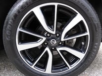 NISSAN X TRAIL