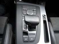 AUDI Q5 GRAU S-LINE 2514