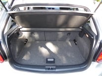 VW POLO 1,6 TDI SILBER