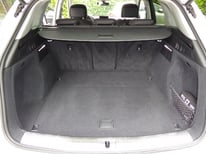 AUDI Q5 WEISS 2103