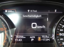 AUDI Q5 WEISS 2103