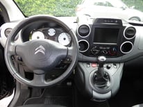 CITROEN BERLINGO SCHWARZ 2346