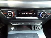 AUDI Q5 3,0TDI S-LINE GRAU 3530