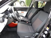 SUZUKI IGNIS SCHWARZ 2WD 6540