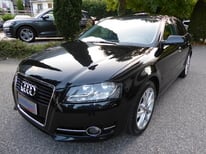 AUDI A3 1,6 TDI SCHWARZ EJ804NN