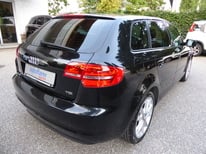 AUDI A3 1,6 TDI SCHWARZ EJ804NN