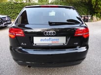 AUDI A3 1,6 TDI SCHWARZ EJ804NN