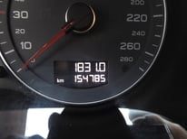 AUDI A3 1,6 TDI SCHWARZ EJ804NN