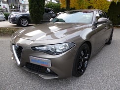 ALFA ROMEO GIULIA 2,2 JTD-M 150PS ​AUTOMATIK