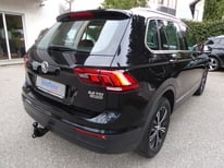 VW TIGUAN NEU SCHWARZ 3616