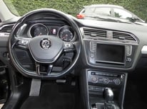 VW TIGUAN NEU SCHWARZ 3616