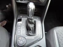 VW TIGUAN NEU SCHWARZ 3616