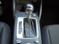 AUDI Q2 GRAU FR796AZ