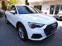 AUDI Q3 WEISS GB588PP
