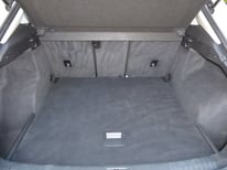 AUDI Q3 WEISS GB588PP