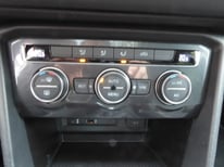 VW TIGUAN WEISS FE854BG