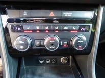 SEAT ATECA GRAU 8161