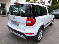 SKODA YETI WEISS 1666