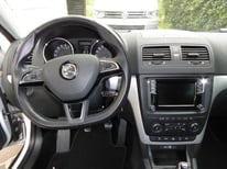 SKODA YETI WEISS 1666