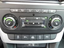 SKODA YETI WEISS 1666