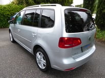 VW TOURAN SILBER 7310