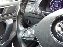 VW TIGUAN WEISS FG389XR