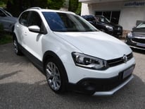 VW POLO CROSS FG487NA