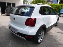 VW POLO CROSS FG487NA
