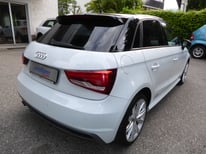 AUDI A1 WEISS 7660
