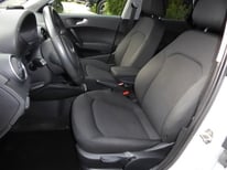 AUDI A1 WEISS 7660