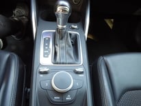 AUDI Q2 S-LINE WEISS 7643