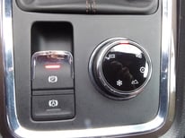 SEAT ATECA GRAU FF933CL