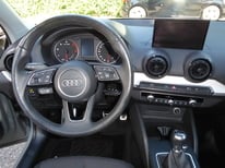 AUDI Q2 GRAU FR527MJ