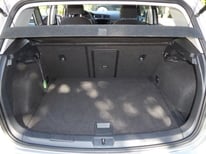 VW GOLF BENZ GRAU 3310