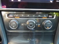 VW GOLF BENZ GRAU 3310