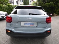 AUDI Q2 1,5 BENZ GRAU GC278AT