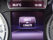 MERCEDES A180 GRAU FY905VV