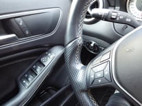 MERCEDES A180 GRAU FY905VV
